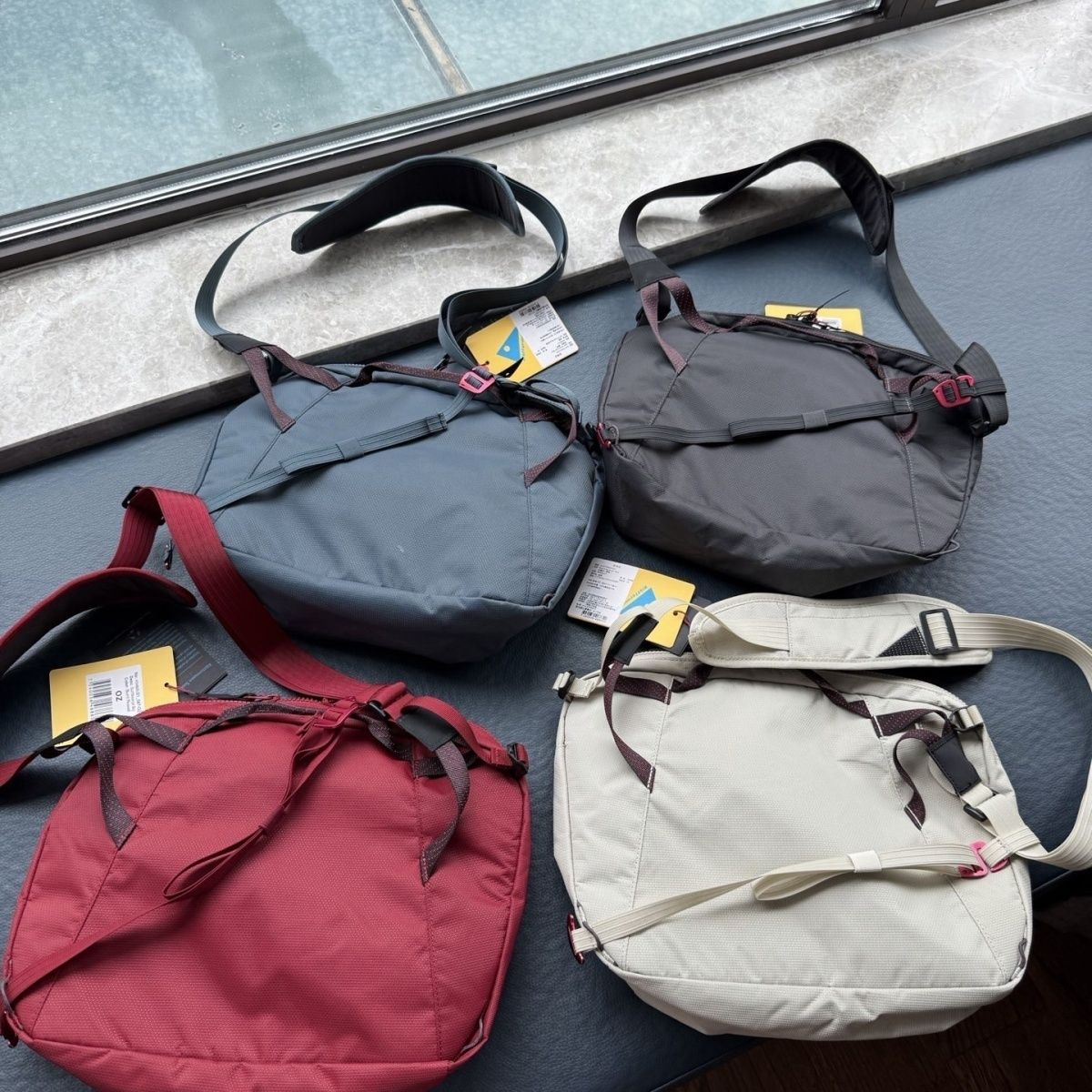 8L Outdoor Messenger Bag Large - Cycling Commute Bag recension och pris